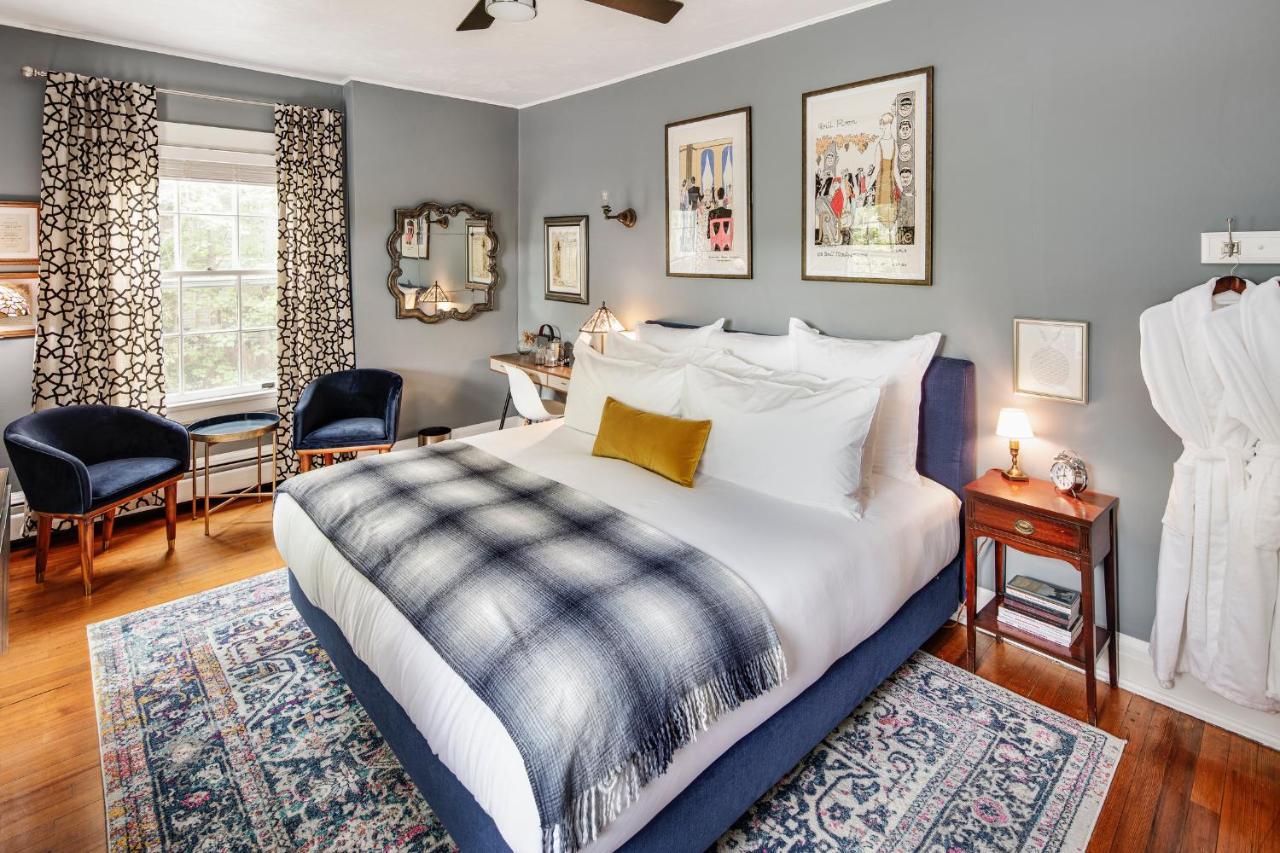 The Applewood Manor Bed & Breakfast Asheville Exterior photo