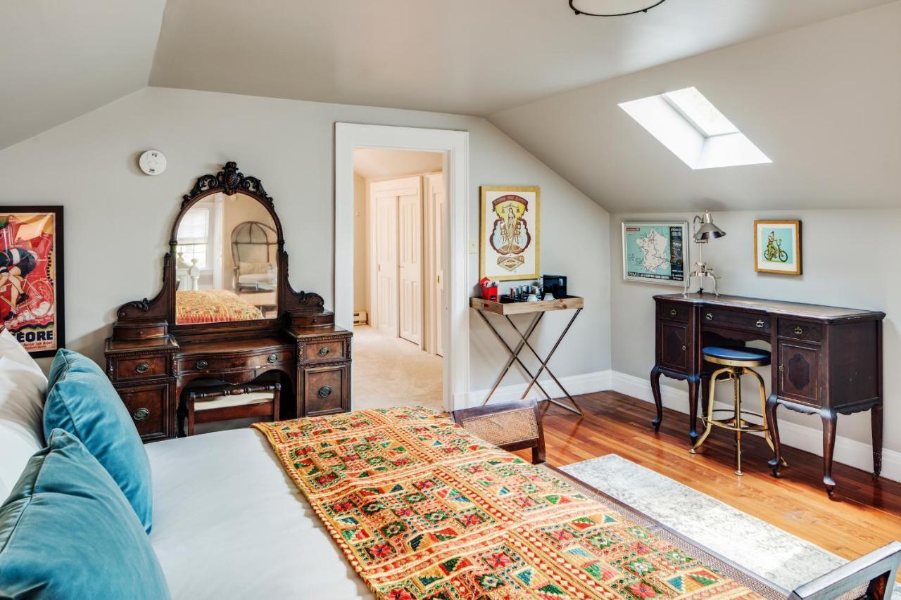 The Applewood Manor Bed & Breakfast Asheville Exterior photo