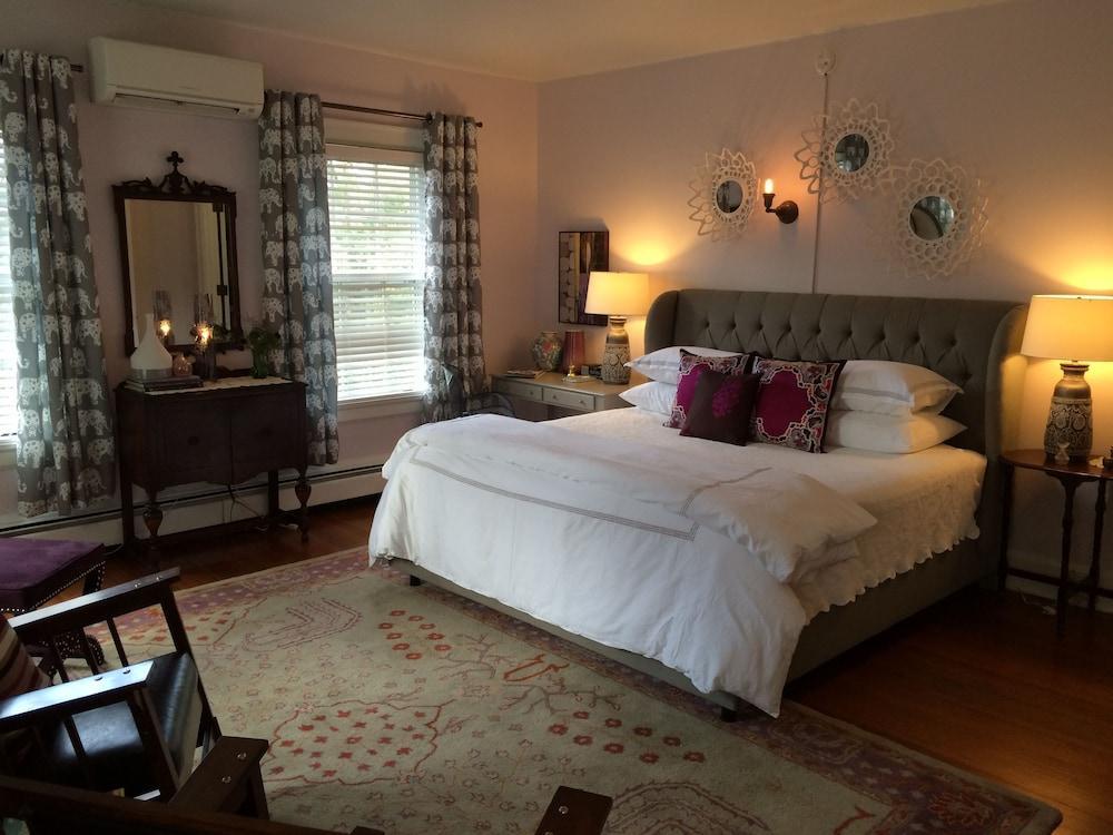 The Applewood Manor Bed & Breakfast Asheville Exterior photo