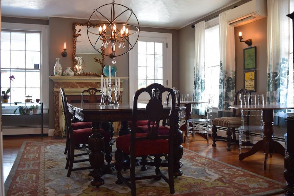 The Applewood Manor Bed & Breakfast Asheville Exterior photo